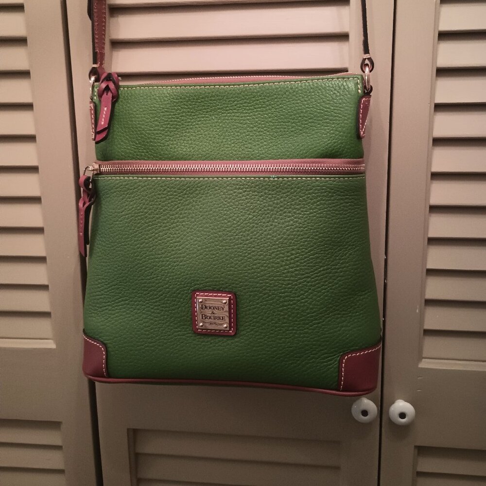 Dooney and Bourke Pebbled Grain Emerald Green Leather Handbag.